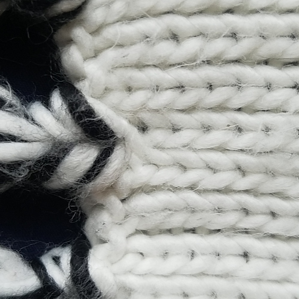 Scarf - Picture 3 of 3